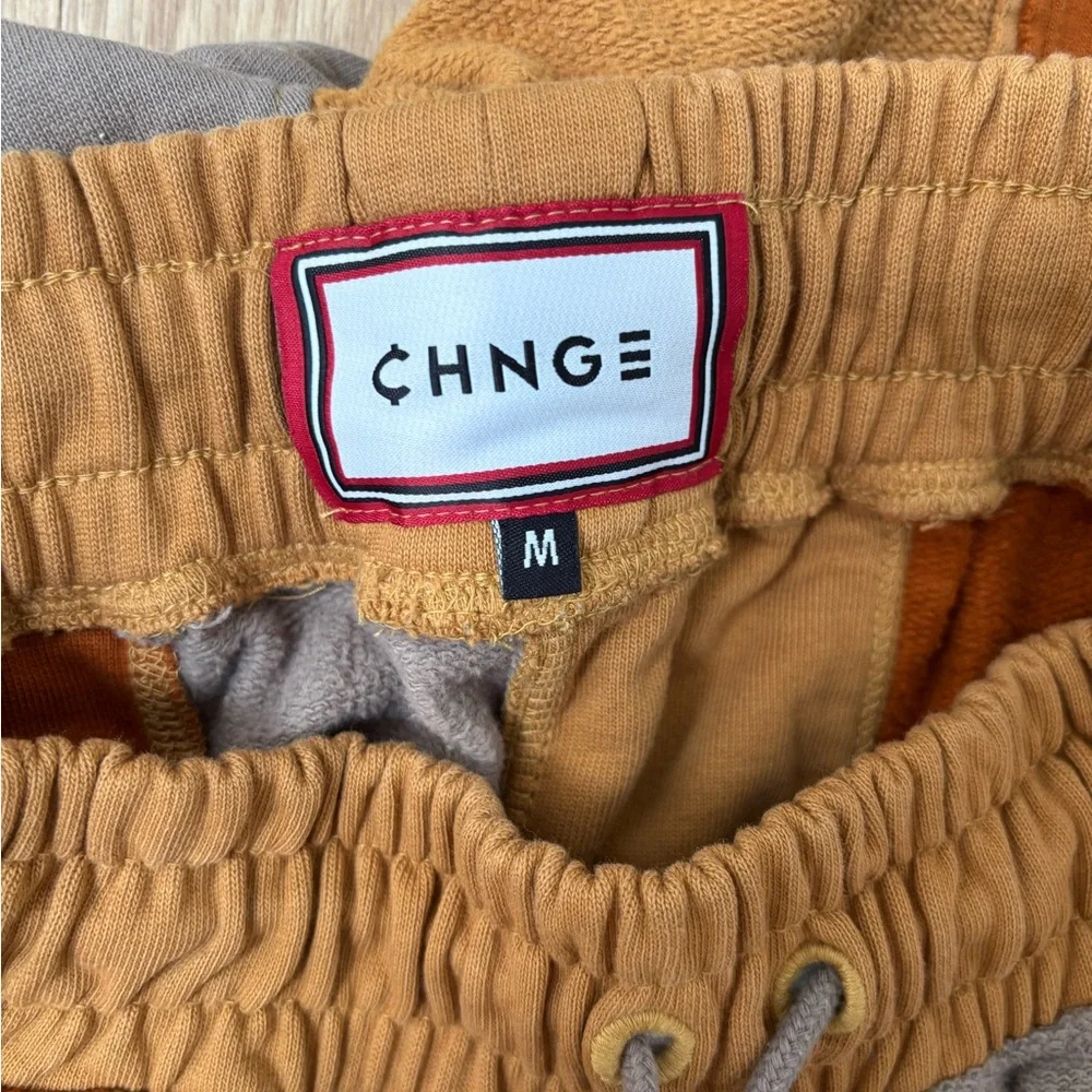 Colorblock Sweat Shorts, Medium - Picture 2 of 4